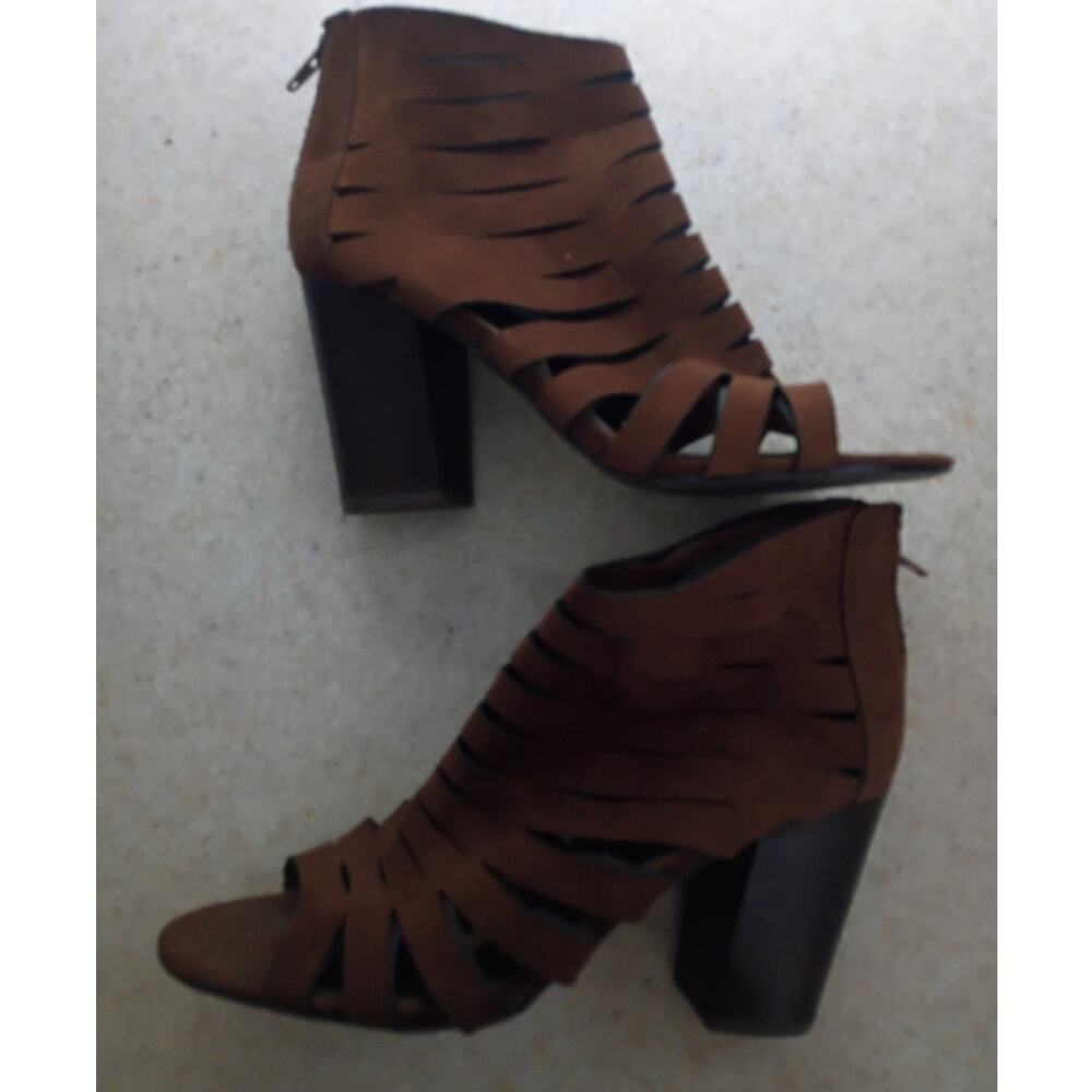 Carlos by Carlos Santana Polly Brown Cage Booties Peep Toe Block Heel Size 8